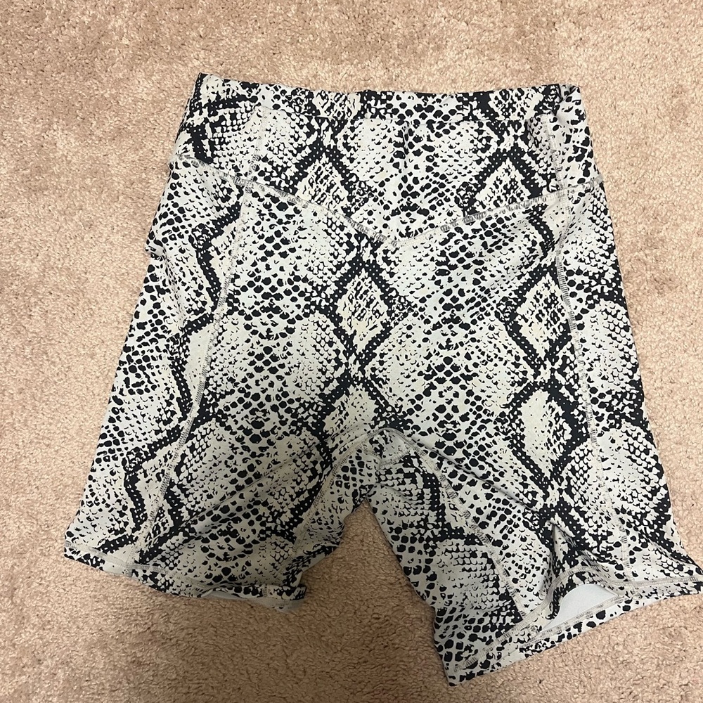 Women's Athletic Shorts in Black and White Snake Print